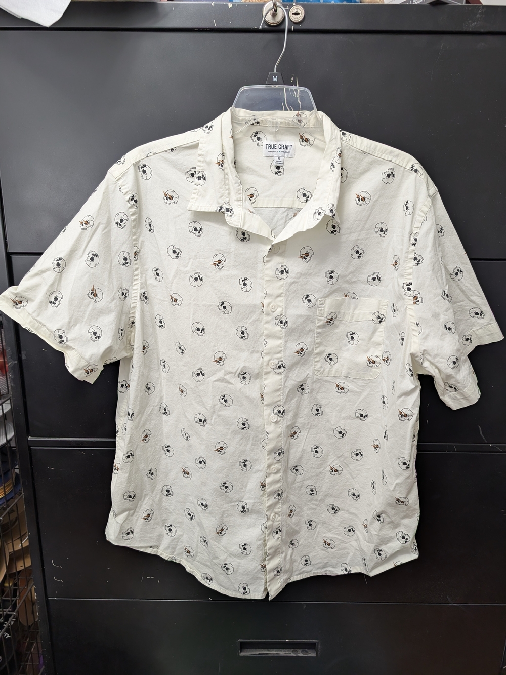 True Craft Cream Short-Sleeve Button-Up Shirt with Skull Print
